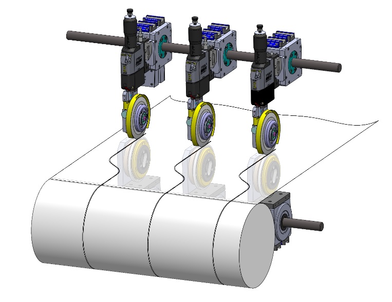 System zmiany pozycji ciecia w trakcie ruchu wstegi
